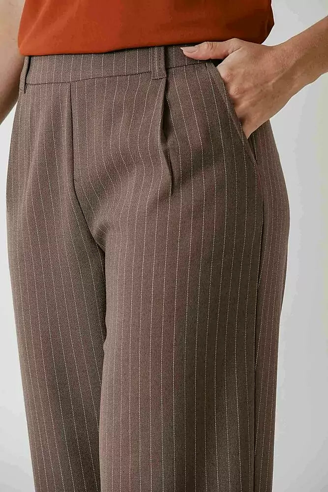 Calça Risca de Giz